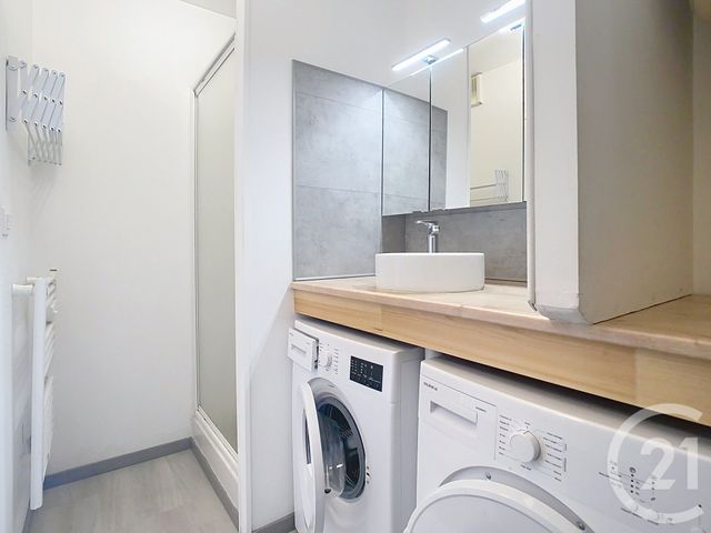 Appartement T2 à vendre - 2 pièces - 32.89 m2 - ST NAZAIRE - 44 - PAYS-DE-LOIRE - Century 21 By Ouest