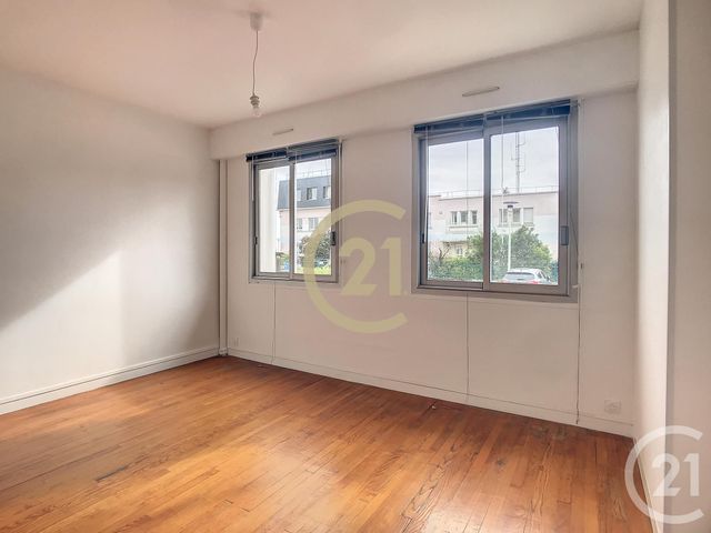 Appartement T2 à vendre - 2 pièces - 41.75 m2 - ST NAZAIRE - 44 - PAYS-DE-LOIRE - Century 21 By Ouest