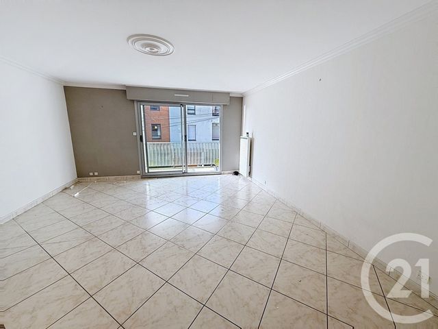 Appartement F3 à vendre - 3 pièces - 75.54 m2 - ST NAZAIRE - 44 - PAYS-DE-LOIRE - Century 21 By Ouest