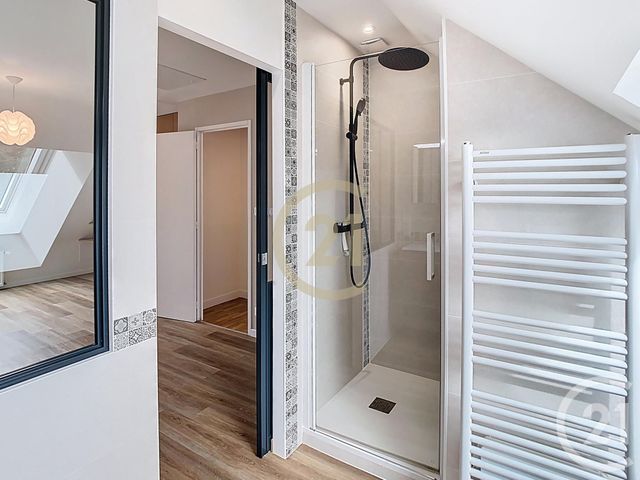 Appartement T5 à louer - 5 pièces - 110.41 m2 - ST NAZAIRE - 44 - PAYS-DE-LOIRE - Century 21 By Ouest