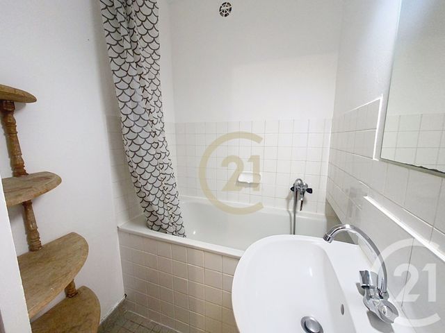 Appartement à louer - 2 pièces - 40.08 m2 - ST NAZAIRE - 44 - PAYS-DE-LOIRE - Century 21 By Ouest