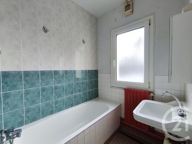 Appartement F3 à vendre - 3 pièces - 56.58 m2 - ST NAZAIRE - 44 - PAYS-DE-LOIRE - Century 21 By Ouest