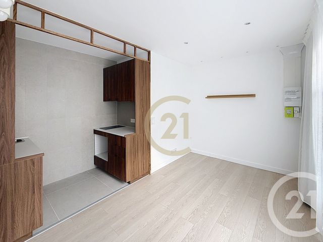 Appartement F1 à vendre - 1 pièce - 22.38 m2 - ST NAZAIRE - 44 - PAYS-DE-LOIRE - Century 21 By Ouest