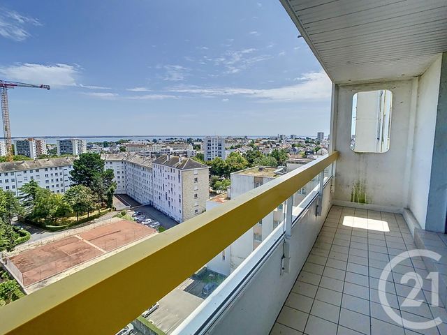 Appartement T1 à vendre - 1 pièce - 33.3 m2 - ST NAZAIRE - 44 - PAYS-DE-LOIRE - Century 21 By Ouest