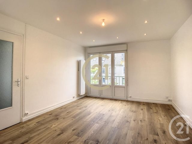 Appartement T3 à louer - 3 pièces - 53.15 m2 - ST NAZAIRE - 44 - PAYS-DE-LOIRE - Century 21 By Ouest