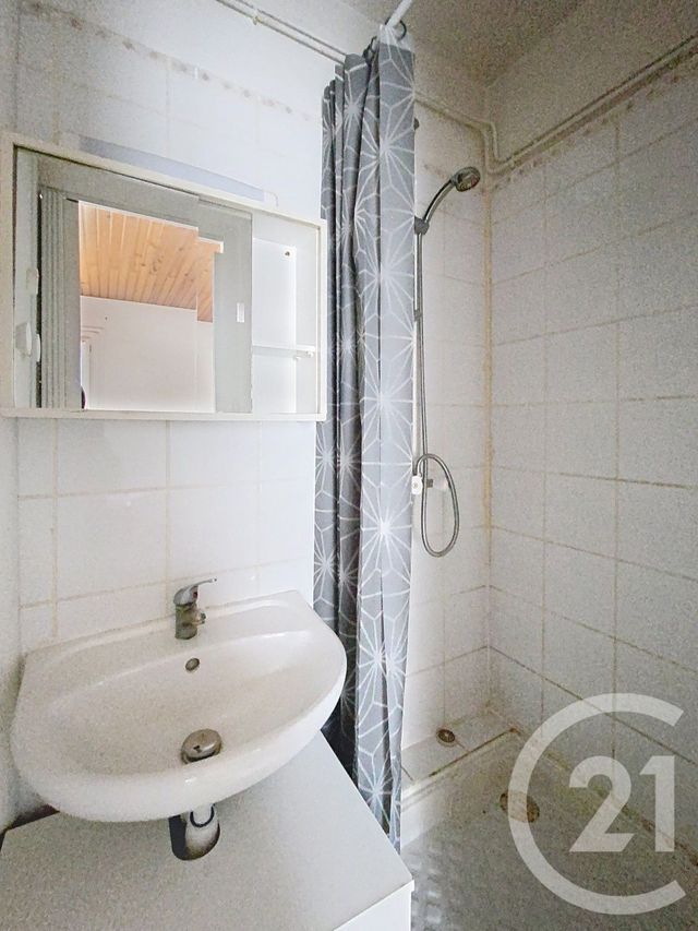 Appartement T1 à vendre - 1 pièce - 11.67 m2 - ST NAZAIRE - 44 - PAYS-DE-LOIRE - Century 21 By Ouest