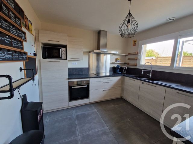 maison à louer - 6 pièces - 190.42 m2 - TRIGNAC - 44 - PAYS-DE-LOIRE - Century 21 By Ouest