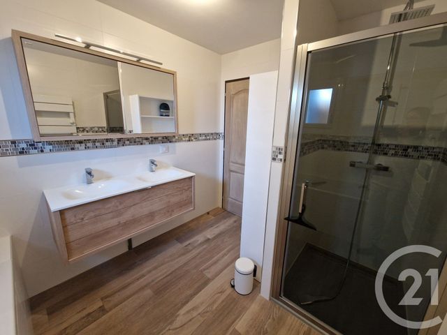 maison à louer - 6 pièces - 190.42 m2 - TRIGNAC - 44 - PAYS-DE-LOIRE - Century 21 By Ouest