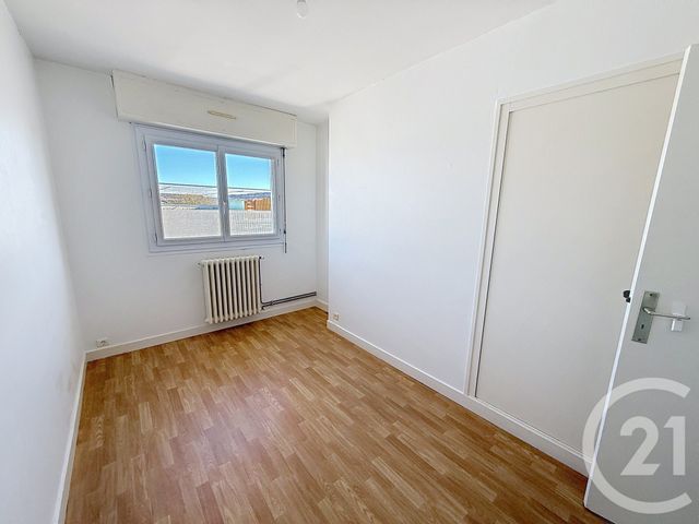 Appartement F4 à vendre - 4 pièces - 77.89 m2 - ST NAZAIRE - 44 - PAYS-DE-LOIRE - Century 21 By Ouest