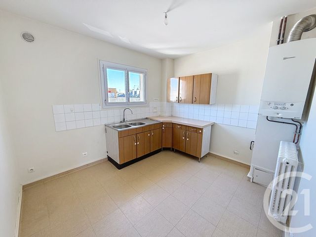 Appartement F4 à vendre - 4 pièces - 77.89 m2 - ST NAZAIRE - 44 - PAYS-DE-LOIRE - Century 21 By Ouest