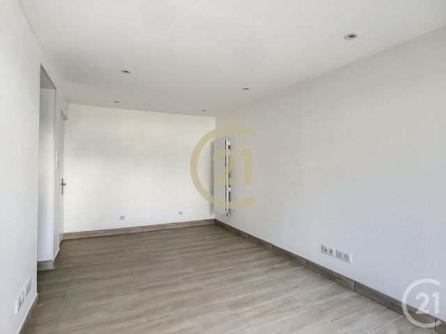 Appartement T3 à louer - 3 pièces - 66.14 m2 - ST NAZAIRE - 44 - PAYS-DE-LOIRE - Century 21 By Ouest