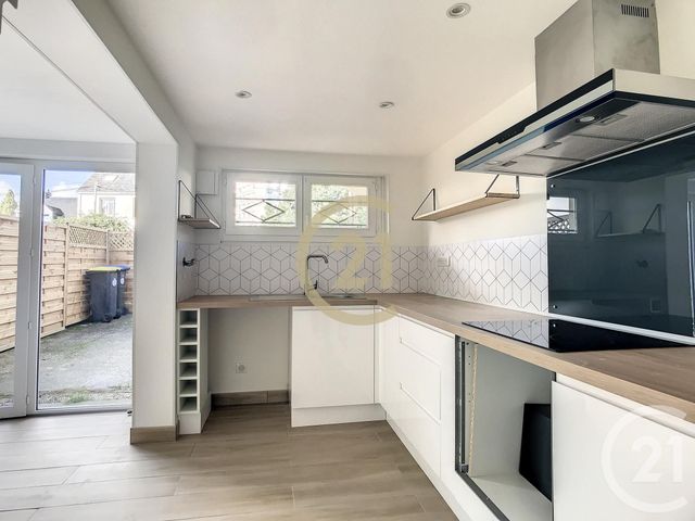 Appartement T3 à louer - 3 pièces - 66.14 m2 - ST NAZAIRE - 44 - PAYS-DE-LOIRE - Century 21 By Ouest