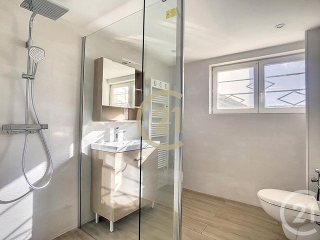 Appartement T3 à louer - 3 pièces - 66.14 m2 - ST NAZAIRE - 44 - PAYS-DE-LOIRE - Century 21 By Ouest