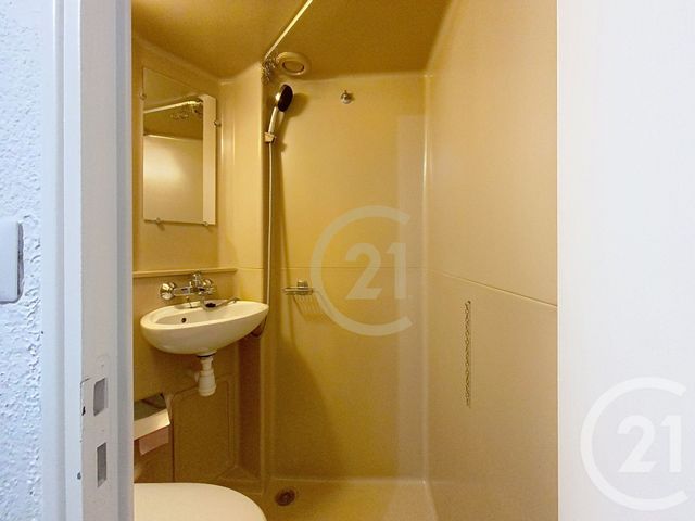 Appartement F1 à louer - 1 pièce - 16.0 m2 - ST NAZAIRE - 44 - PAYS-DE-LOIRE - Century 21 By Ouest