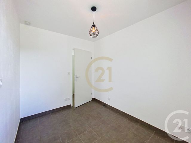 Appartement F1 à louer - 1 pièce - 30.7 m2 - ST NAZAIRE - 44 - PAYS-DE-LOIRE - Century 21 By Ouest