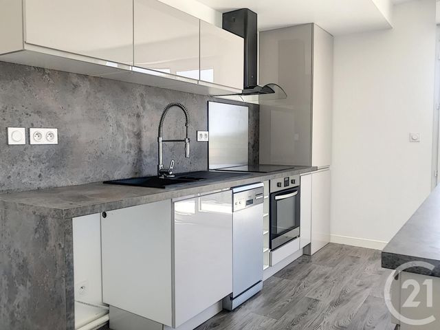 Appartement T2 à louer - 2 pièces - 50.33 m2 - ST NAZAIRE - 44 - PAYS-DE-LOIRE - Century 21 By Ouest