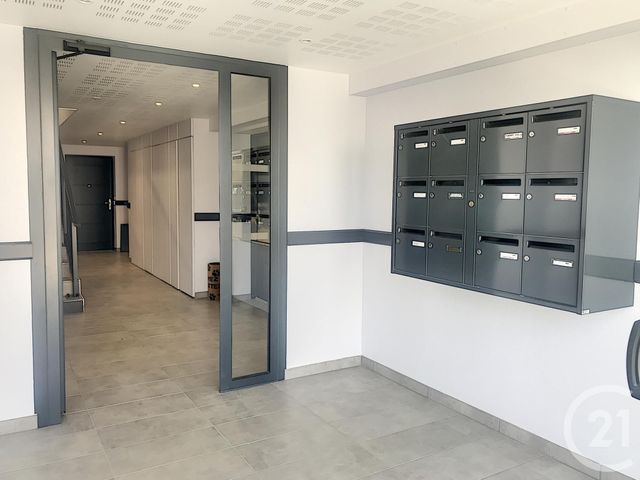 Appartement T2 à louer - 2 pièces - 50.33 m2 - ST NAZAIRE - 44 - PAYS-DE-LOIRE - Century 21 By Ouest