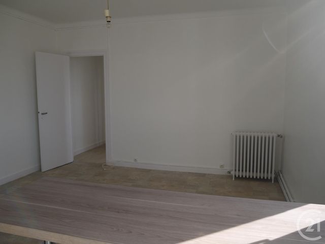 Appartement T2 à louer - 2 pièces - 44.61 m2 - ST NAZAIRE - 44 - PAYS-DE-LOIRE - Century 21 By Ouest