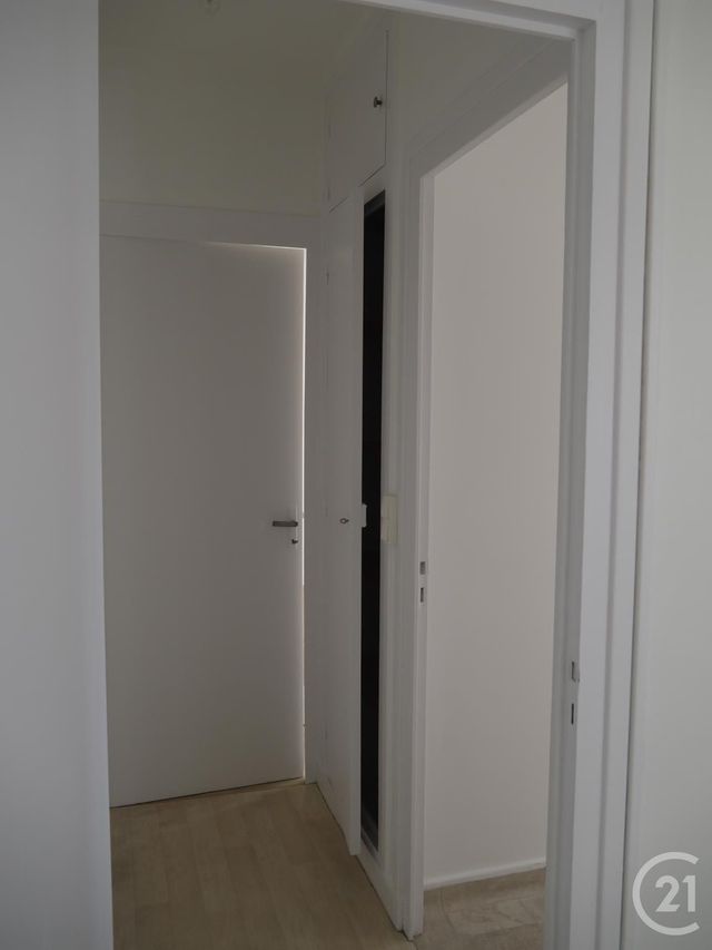 Appartement T2 à louer - 2 pièces - 44.61 m2 - ST NAZAIRE - 44 - PAYS-DE-LOIRE - Century 21 By Ouest