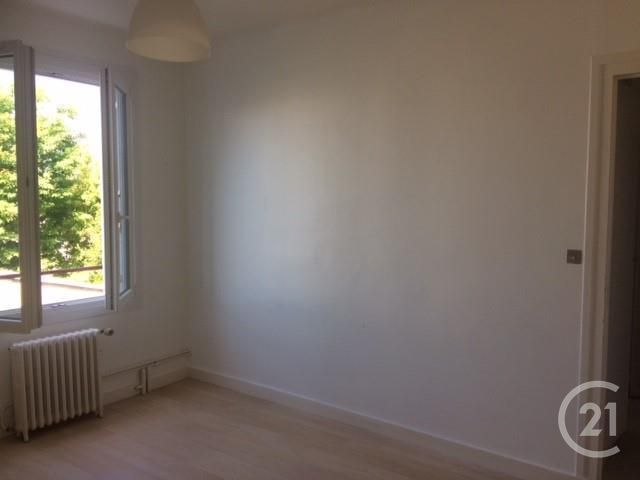 Appartement T2 à louer - 2 pièces - 44.61 m2 - ST NAZAIRE - 44 - PAYS-DE-LOIRE - Century 21 By Ouest