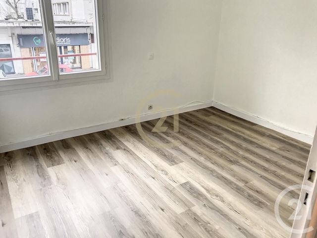 Appartement F3 à louer - 3 pièces - 59.28 m2 - ST NAZAIRE - 44 - PAYS-DE-LOIRE - Century 21 By Ouest