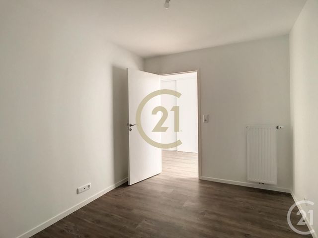 Appartement T3 à louer - 3 pièces - 74.28 m2 - ST NAZAIRE - 44 - PAYS-DE-LOIRE - Century 21 By Ouest