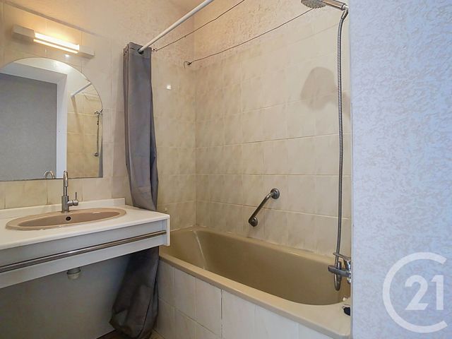Appartement T2 à vendre - 2 pièces - 40.14 m2 - ST NAZAIRE - 44 - PAYS-DE-LOIRE - Century 21 By Ouest