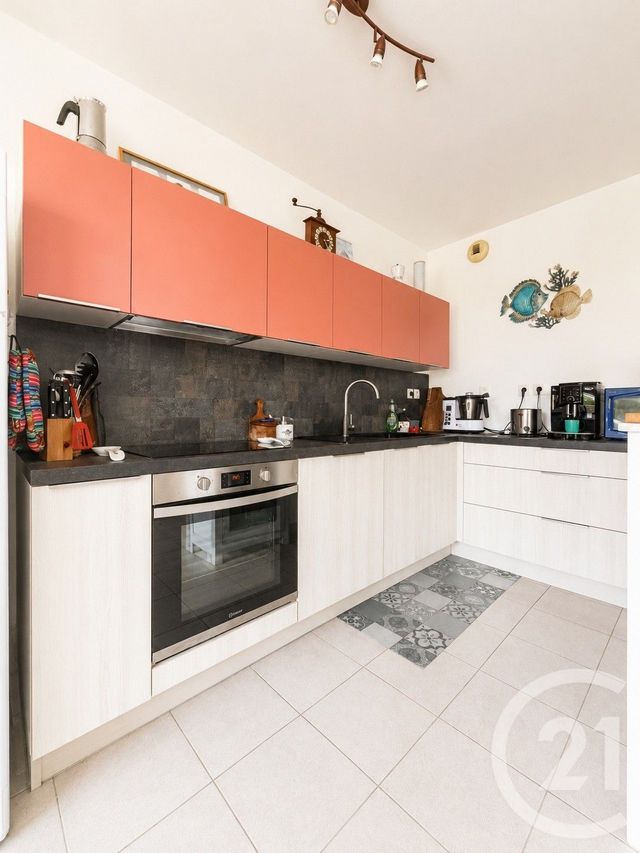 Appartement T3 à vendre - 3 pièces - 68.14 m2 - ST NAZAIRE - 44 - PAYS-DE-LOIRE - Century 21 By Ouest
