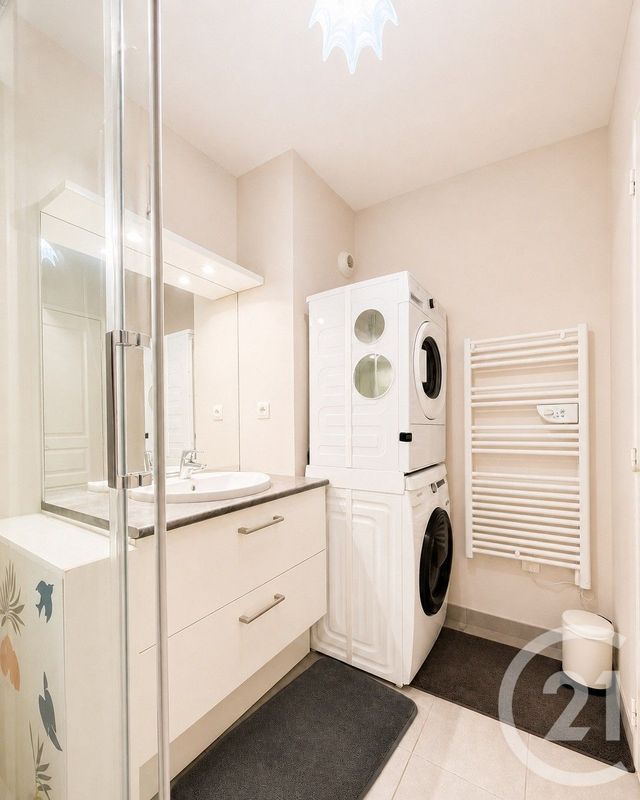 Appartement T3 à vendre - 3 pièces - 68.14 m2 - ST NAZAIRE - 44 - PAYS-DE-LOIRE - Century 21 By Ouest