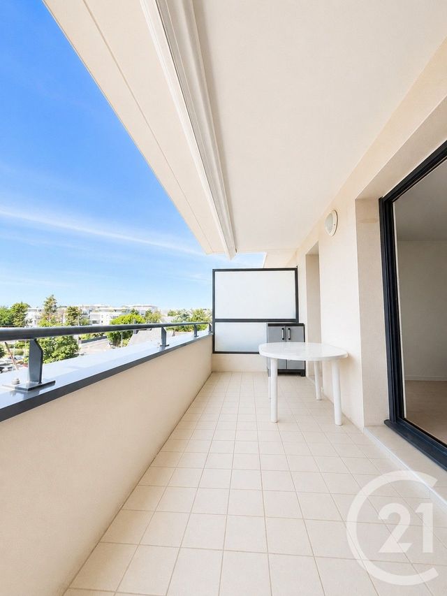 Appartement T3 à vendre - 3 pièces - 68.14 m2 - ST NAZAIRE - 44 - PAYS-DE-LOIRE - Century 21 By Ouest