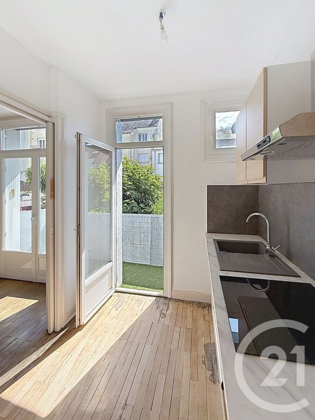 maison à vendre - 6 pièces - 121.0 m2 - ST NAZAIRE - 44 - PAYS-DE-LOIRE - Century 21 By Ouest