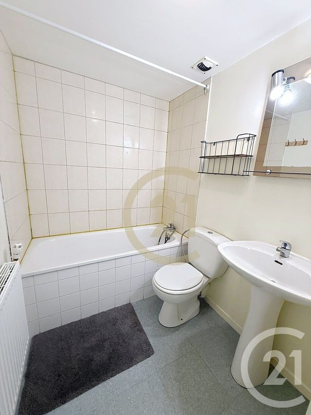 Appartement T2 à louer - 2 pièces - 44.94 m2 - ST NAZAIRE - 44 - PAYS-DE-LOIRE - Century 21 By Ouest