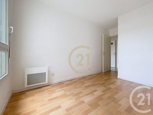Appartement T3 à vendre - 3 pièces - 63.0 m2 - ST NAZAIRE - 44 - PAYS-DE-LOIRE - Century 21 By Ouest