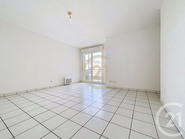 Appartement T3 à vendre - 3 pièces - 63.0 m2 - ST NAZAIRE - 44 - PAYS-DE-LOIRE - Century 21 By Ouest