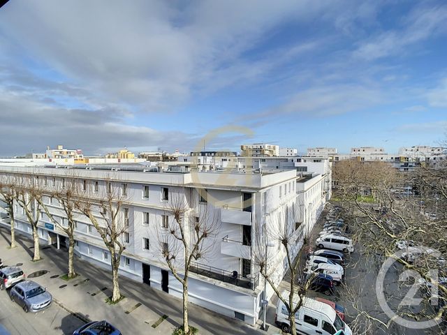 Appartement T2 à louer - 2 pièces - 52.28 m2 - ST NAZAIRE - 44 - PAYS-DE-LOIRE - Century 21 By Ouest