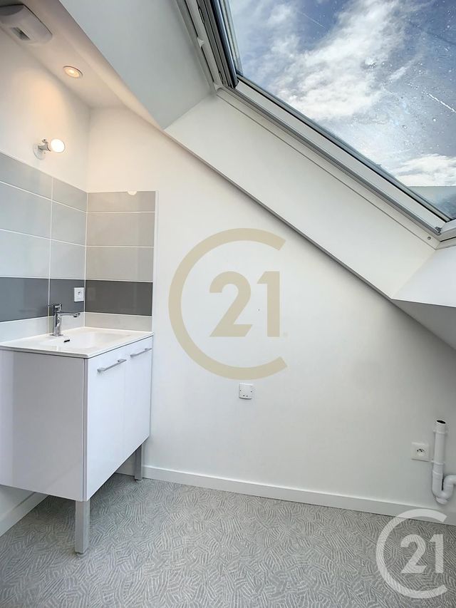 Appartement T2 à louer - 2 pièces - 52.28 m2 - ST NAZAIRE - 44 - PAYS-DE-LOIRE - Century 21 By Ouest