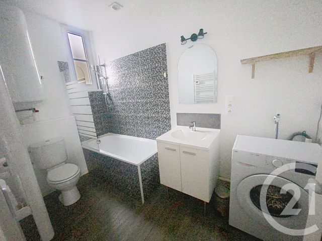 Appartement Duplex à louer - 2 pièces - 38.54 m2 - MONTOIR DE BRETAGNE - 44 - PAYS-DE-LOIRE - Century 21 By Ouest