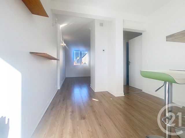 Appartement T2 à louer - 2 pièces - 44.09 m2 - ST NAZAIRE - 44 - PAYS-DE-LOIRE - Century 21 By Ouest