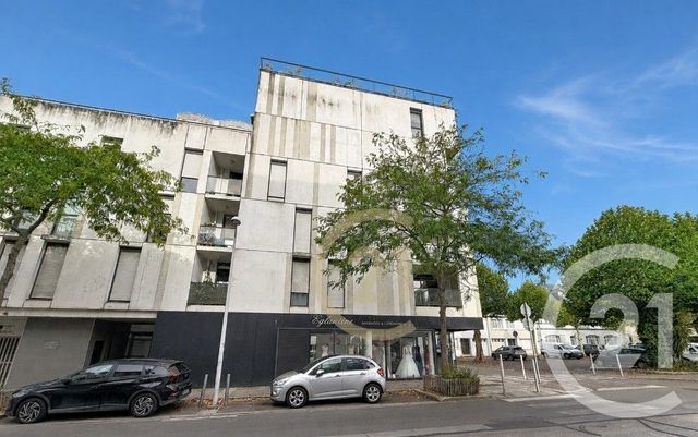 Appartement Studio à louer ST NAZAIRE