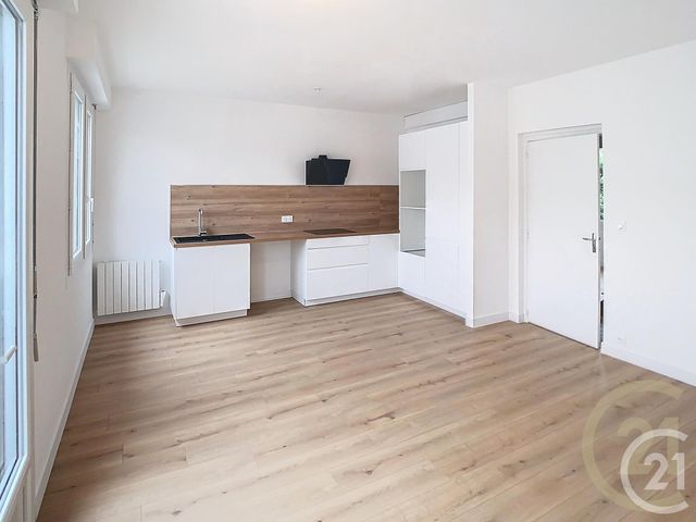 Appartement T5 à louer - 5 pièces - 83.43 m2 - ST NAZAIRE - 44 - PAYS-DE-LOIRE - Century 21 By Ouest