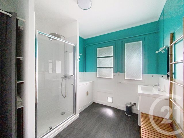 Appartement T4 à vendre - 4 pièces - 106.53 m2 - ST NAZAIRE - 44 - PAYS-DE-LOIRE - Century 21 By Ouest
