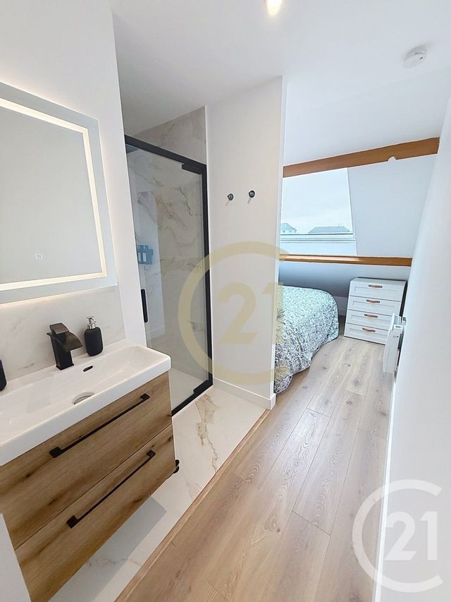 Appartement T2 à louer - 2 pièces - 18.65 m2 - ST NAZAIRE - 44 - PAYS-DE-LOIRE - Century 21 By Ouest