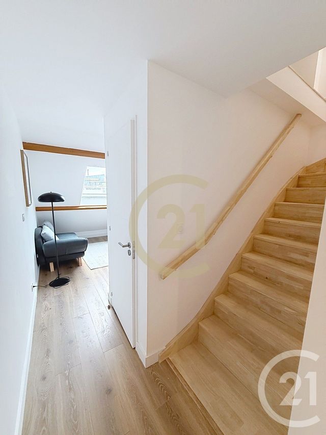 Appartement Duplex à louer - 3 pièces - 21.85 m2 - ST NAZAIRE - 44 - PAYS-DE-LOIRE - Century 21 By Ouest
