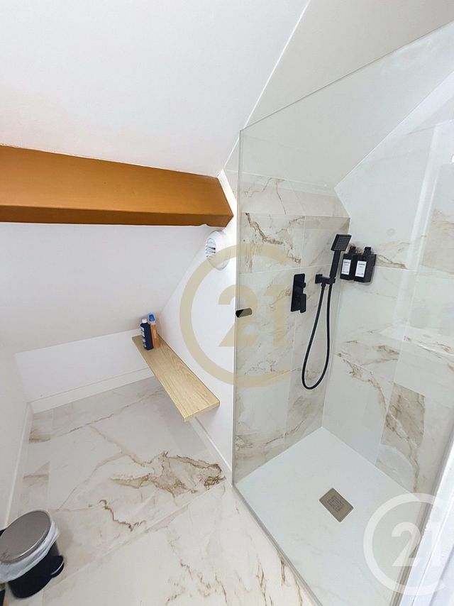 Appartement Duplex à louer - 3 pièces - 21.85 m2 - ST NAZAIRE - 44 - PAYS-DE-LOIRE - Century 21 By Ouest