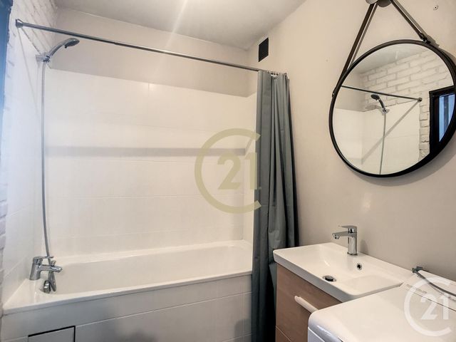 Appartement F2 à louer - 2 pièces - 49.97 m2 - ST NAZAIRE - 44 - PAYS-DE-LOIRE - Century 21 By Ouest