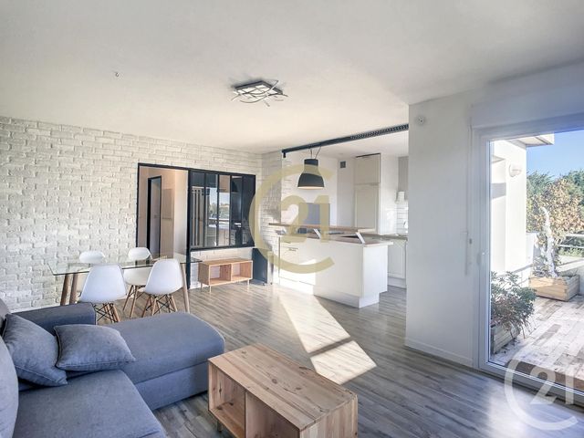 Appartement F2 à louer - 2 pièces - 49.97 m2 - ST NAZAIRE - 44 - PAYS-DE-LOIRE - Century 21 By Ouest